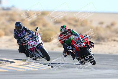 media/Jan-10-2025-CVMA Friday Practice (Fri) [[489e0da257]]/Group 4 and Trackday/Session 4 (Turn 16)/